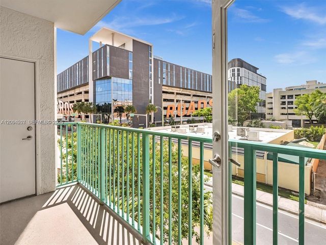 6001 SW 70th Street 313, South Miami, FL 33143