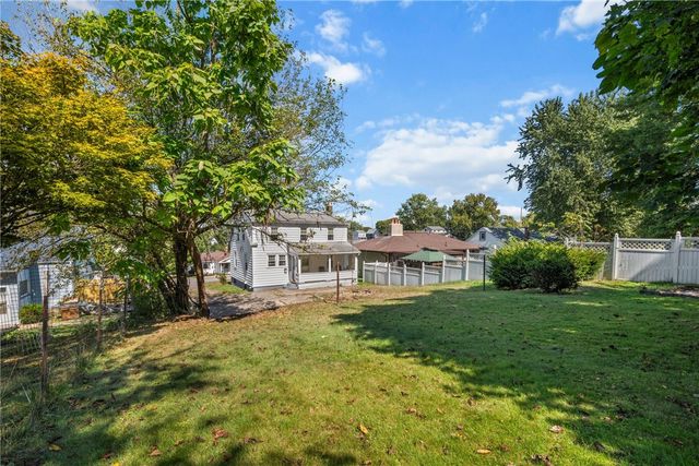 535 Oak St, Sharpsville, PA 16150