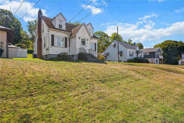 535 Oak St, Sharpsville, PA 16150
