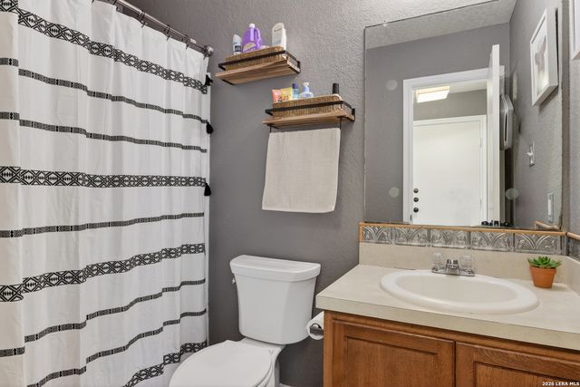 209 Gatewood Falls, Cibolo, TX 78108