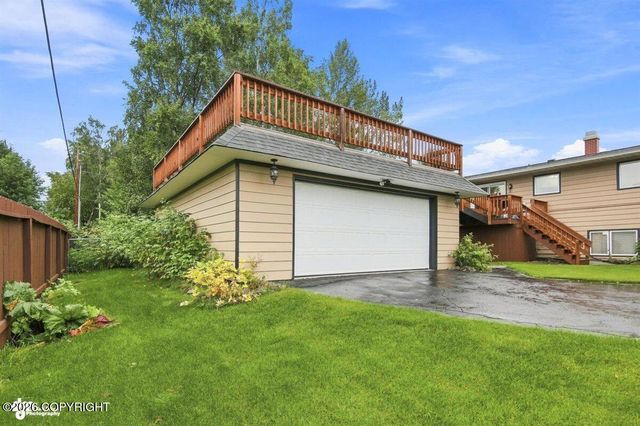 1480 Cache Drive, Anchorage, AK 99507