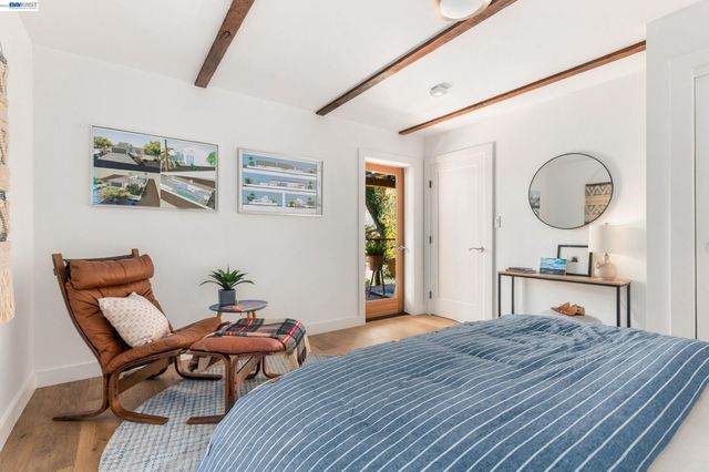 5450 Estates Dr, Oakland, CA 94618