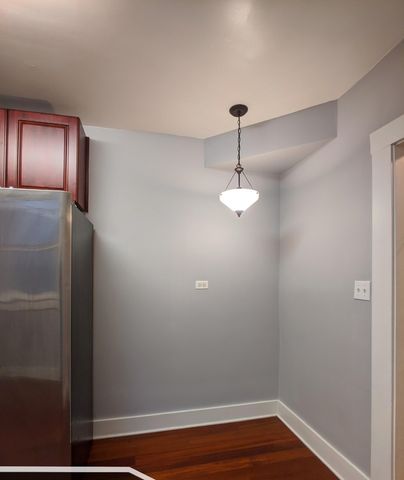 5027 N HARDING Avenue 2W, Chicago, IL 60625