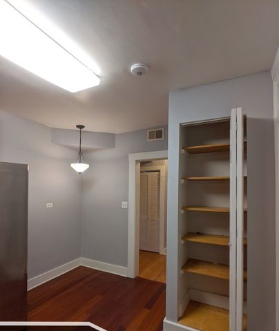 5027 N HARDING Avenue 2W, Chicago, IL 60625