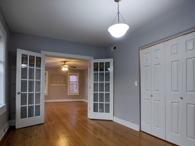 5027 N HARDING Avenue 2W, Chicago, IL 60625