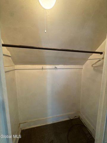 20 Henry Street, Schenectady, NY 12304