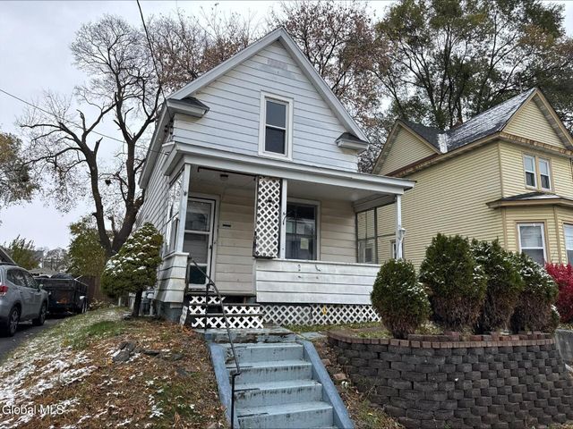 20 Henry Street, Schenectady, NY 12304