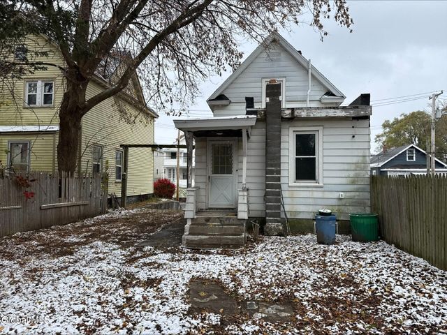 20 Henry Street, Schenectady, NY 12304