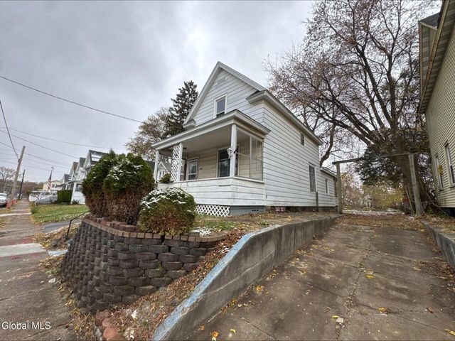 20 Henry Street, Schenectady, NY 12304