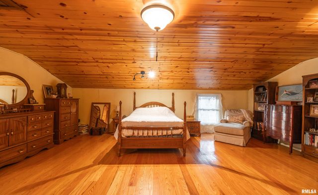 15247 Laminack Road, Carterville, IL 62918