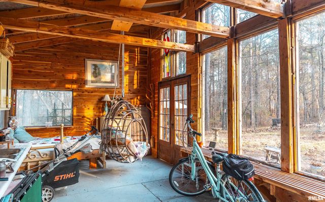 15247 Laminack Road, Carterville, IL 62918