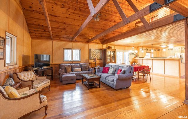 15247 Laminack Road, Carterville, IL 62918