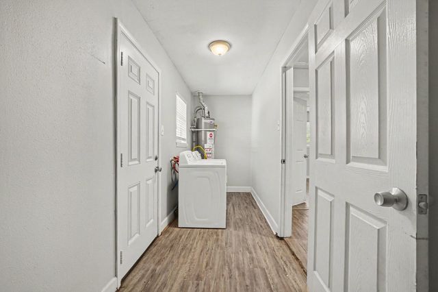 8807 Barton Street, Houston, TX 77075