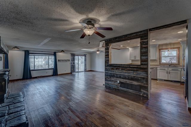 108 E CENTENNIAL, Rapid City, SD 57701