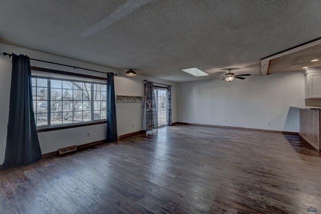 108 E CENTENNIAL, Rapid City, SD 57701