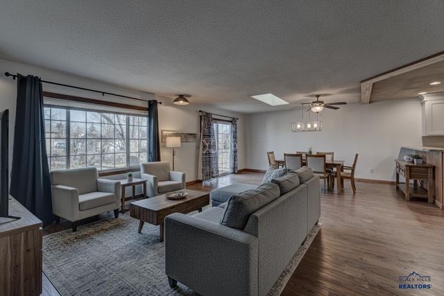 108 E CENTENNIAL, Rapid City, SD 57701