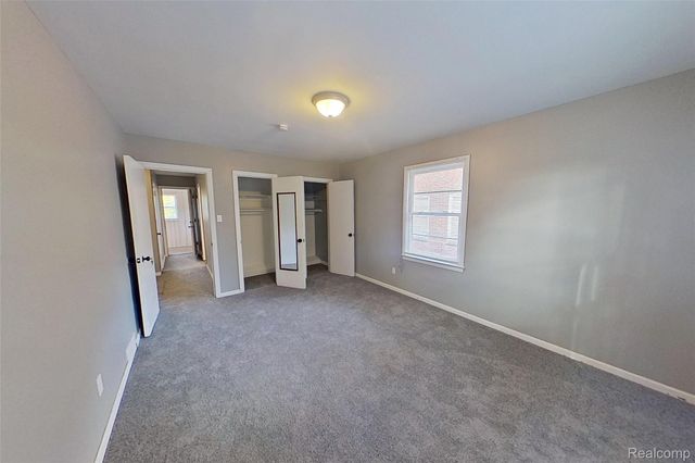 18611 Pinehurst Street, Detroit, MI 48221