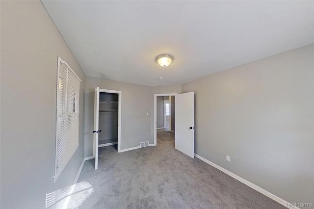 18611 Pinehurst Street, Detroit, MI 48221