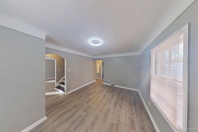 18611 Pinehurst Street, Detroit, MI 48221