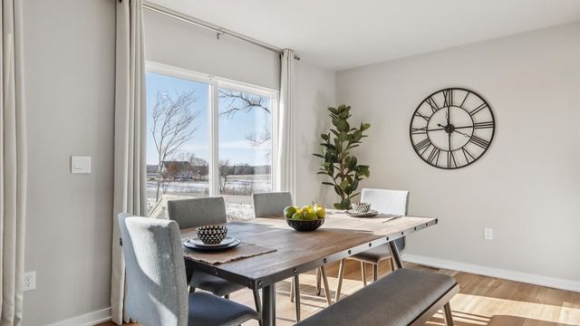 2856 Mary Green Road, Hiawatha, IA 52233