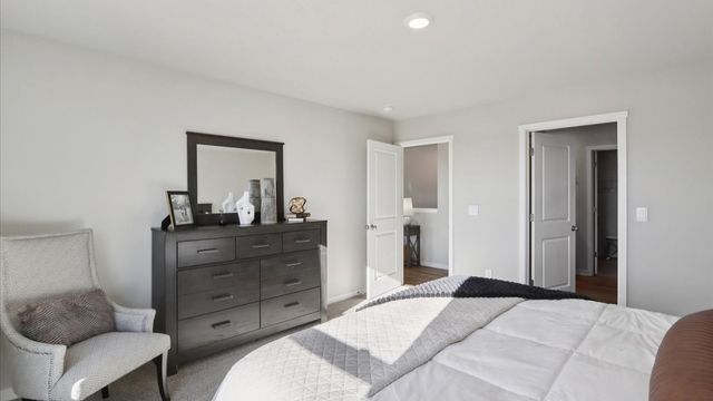 2856 Mary Green Road, Hiawatha, IA 52233