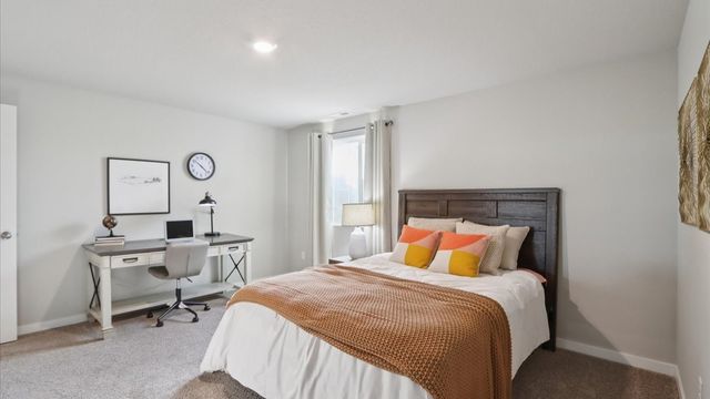 2856 Mary Green Road, Hiawatha, IA 52233