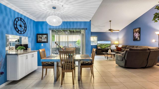 9720 SW 12th Street, Pembroke Pines, FL 33025