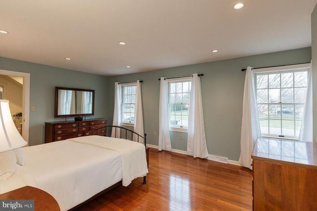 537 RANDOLPH DR, Lititz, PA 17543