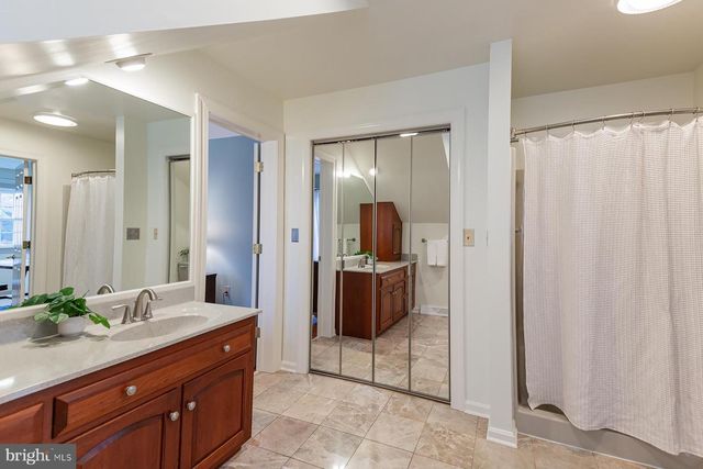 537 RANDOLPH DR, Lititz, PA 17543