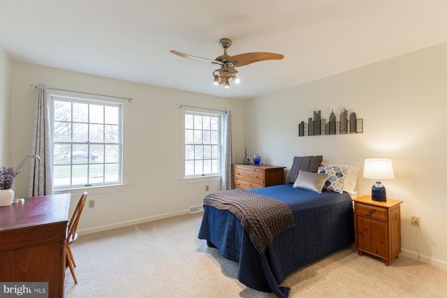 537 RANDOLPH DR, Lititz, PA 17543