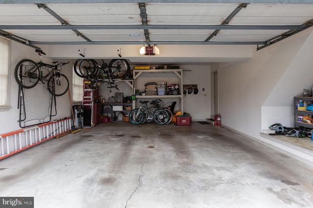 537 RANDOLPH DR, Lititz, PA 17543