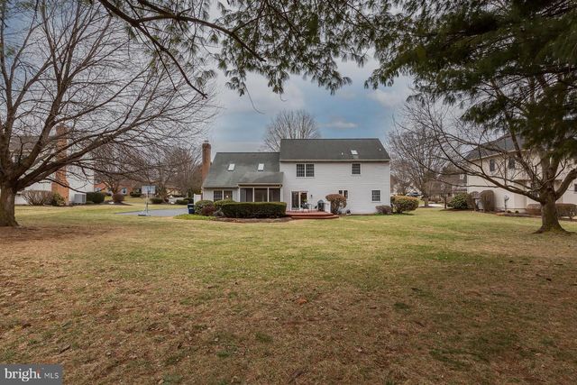 537 RANDOLPH DR, Lititz, PA 17543