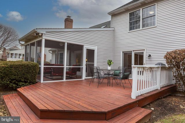 537 RANDOLPH DR, Lititz, PA 17543