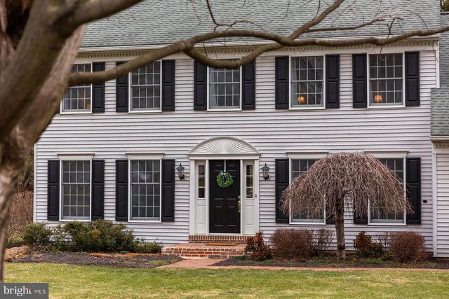 537 RANDOLPH DR, Lititz, PA 17543