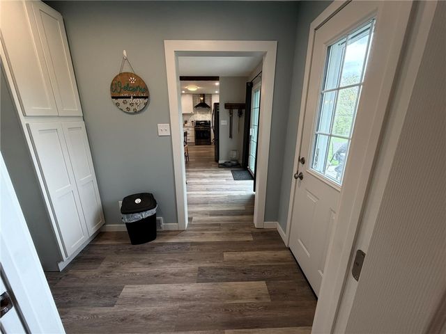 107 W Hillcrest Rd, Nottingham, PA 15330
