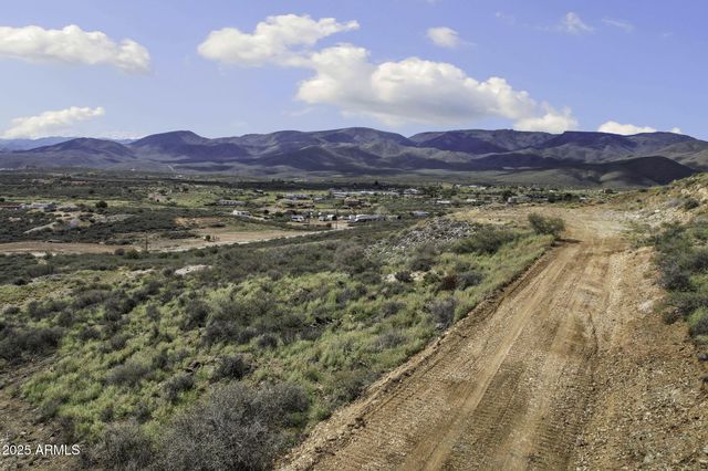 6308 S Wolf Pack Trail 500-09-149B, Mayer, AZ 86333