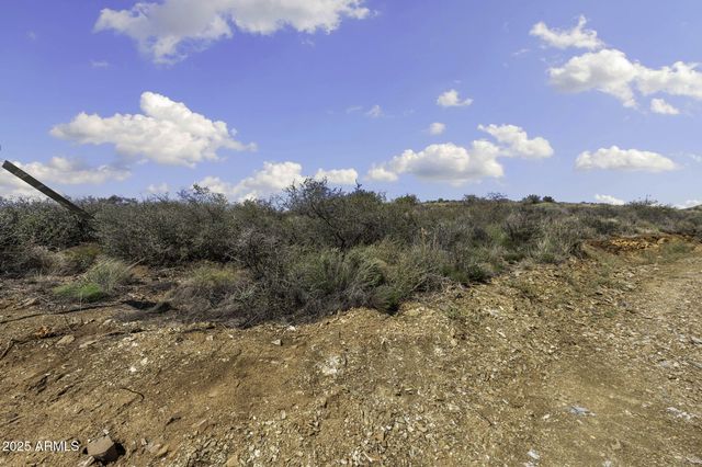 6308 S Wolf Pack Trail 500-09-149B, Mayer, AZ 86333