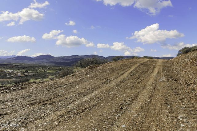 6308 S Wolf Pack Trail 500-09-149B, Mayer, AZ 86333