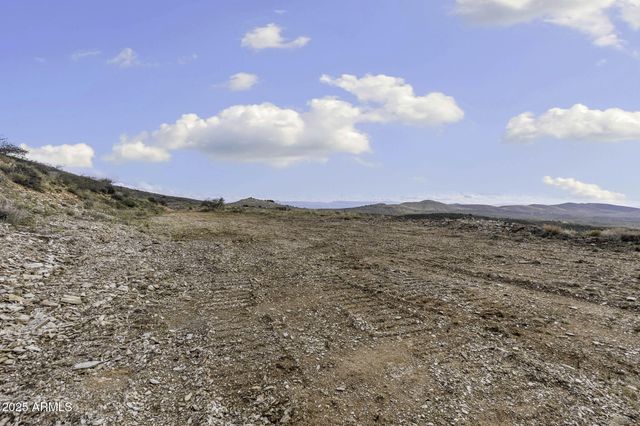 6308 S Wolf Pack Trail 500-09-149B, Mayer, AZ 86333