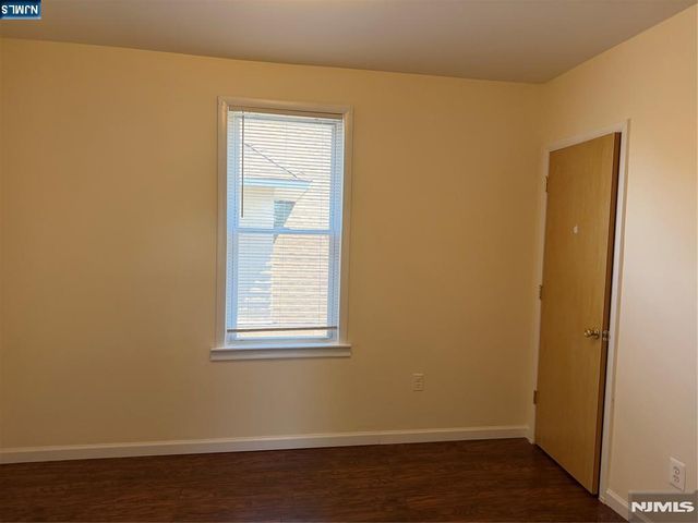 49 Prospect Street, Lodi, NJ 07644