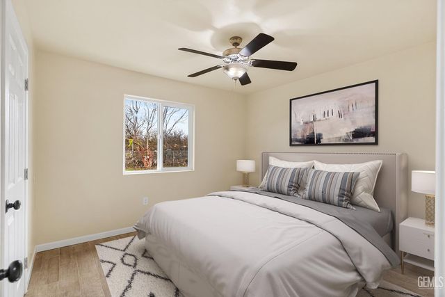 1143 PARK Lane, Shafter, CA 93263