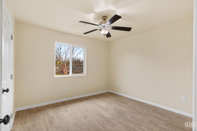 1143 PARK Lane, Shafter, CA 93263