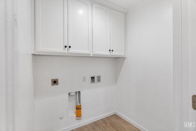 1143 PARK Lane, Shafter, CA 93263