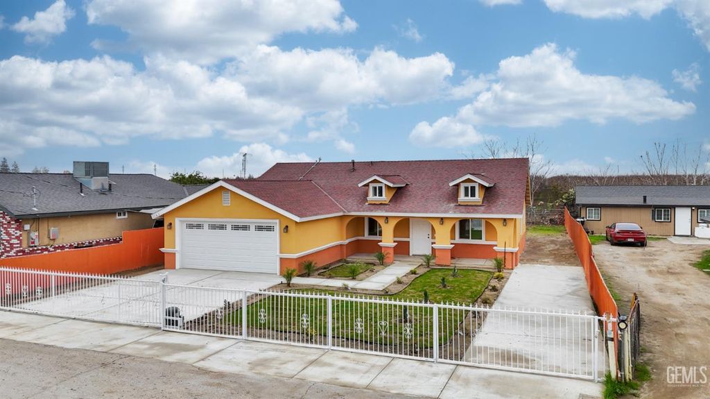 1143 PARK Lane, Shafter, CA 93263