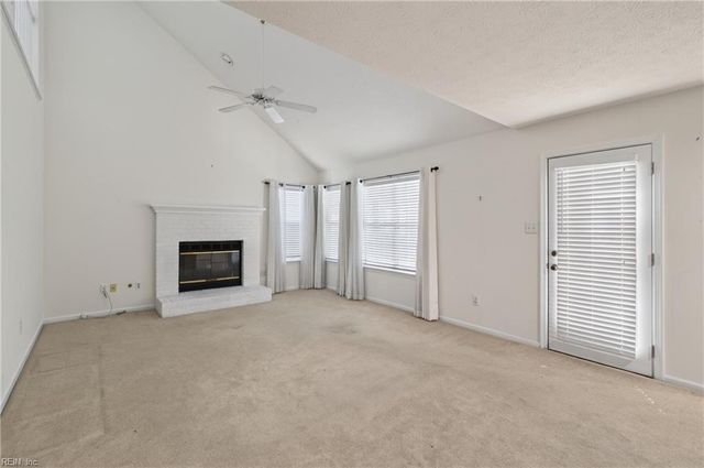 947 Willbrook RD, Newport News, VA 23602