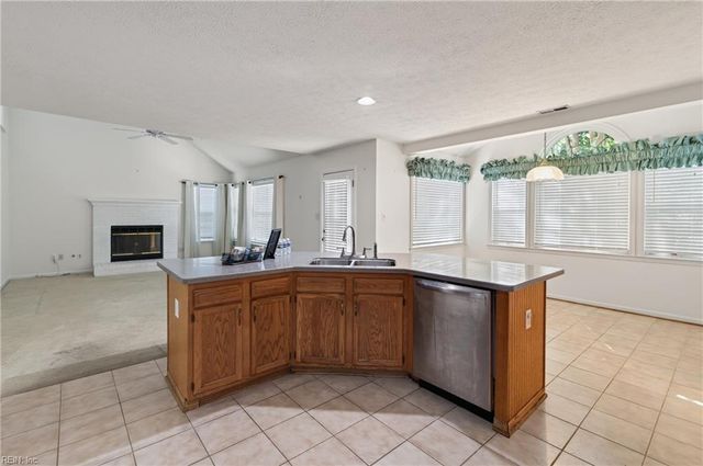 947 Willbrook RD, Newport News, VA 23602