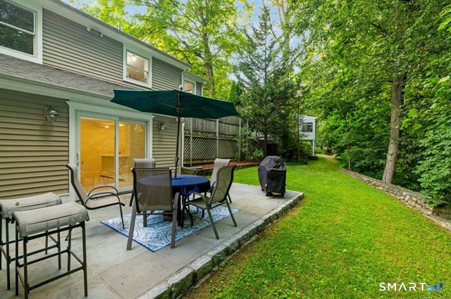 412 Main Street, New Canaan, CT 06840