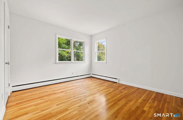 412 Main Street, New Canaan, CT 06840