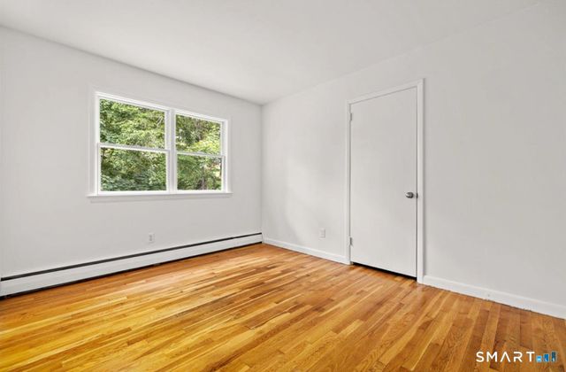 412 Main Street, New Canaan, CT 06840