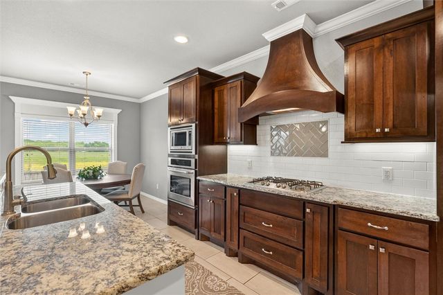 5803 SW North Fork Street, Bentonville, AR 72713